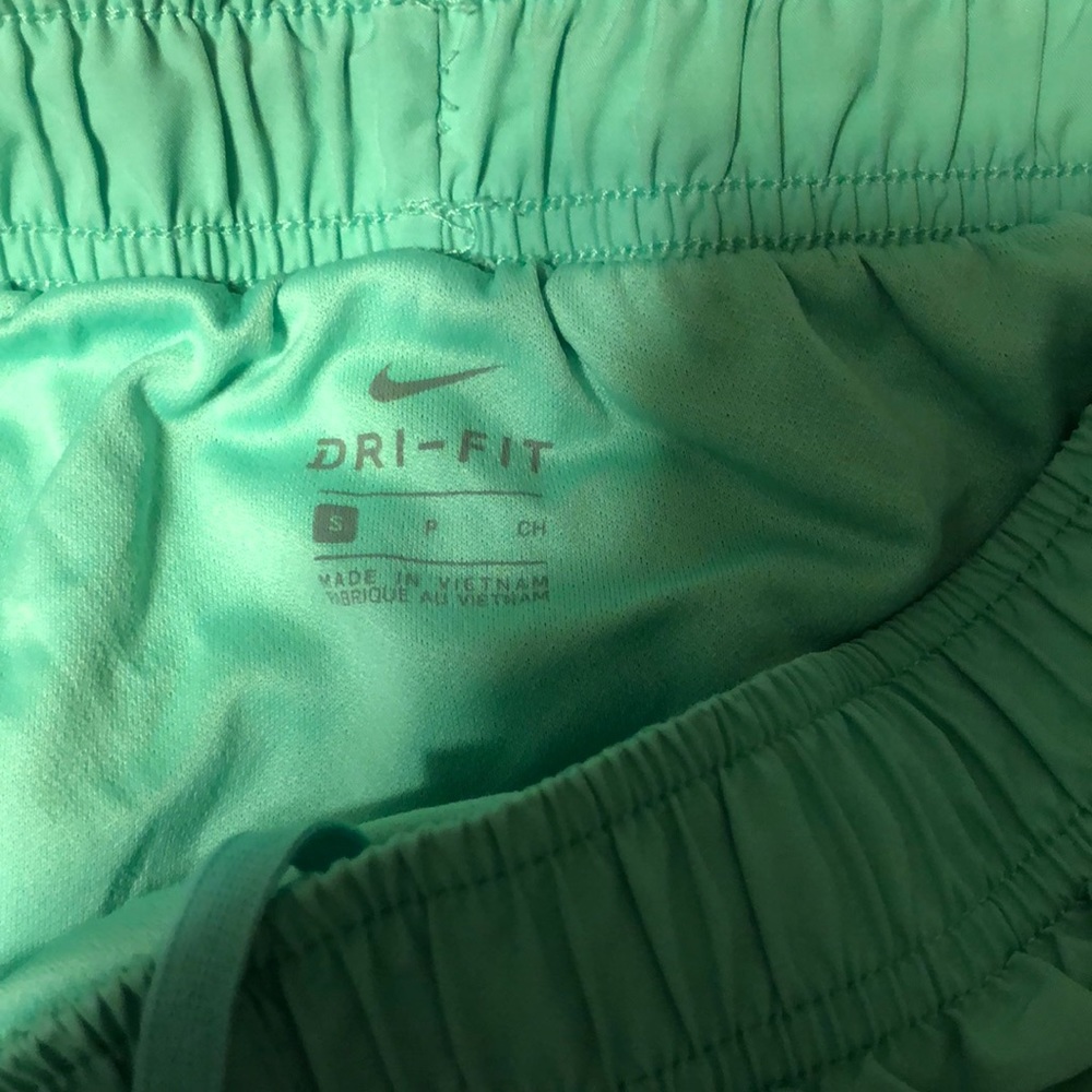 Shorts - Picture 2 of 3